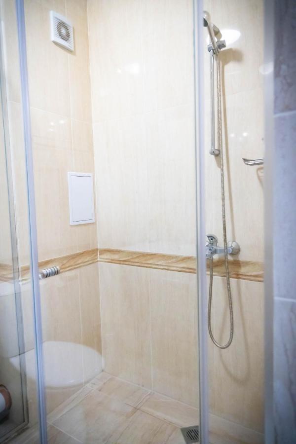 Семеен Хотел Прованс Ахелой Exterior foto